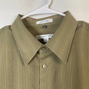 Geoffrey Beene Short Sleeve 100% Cotton Shirt